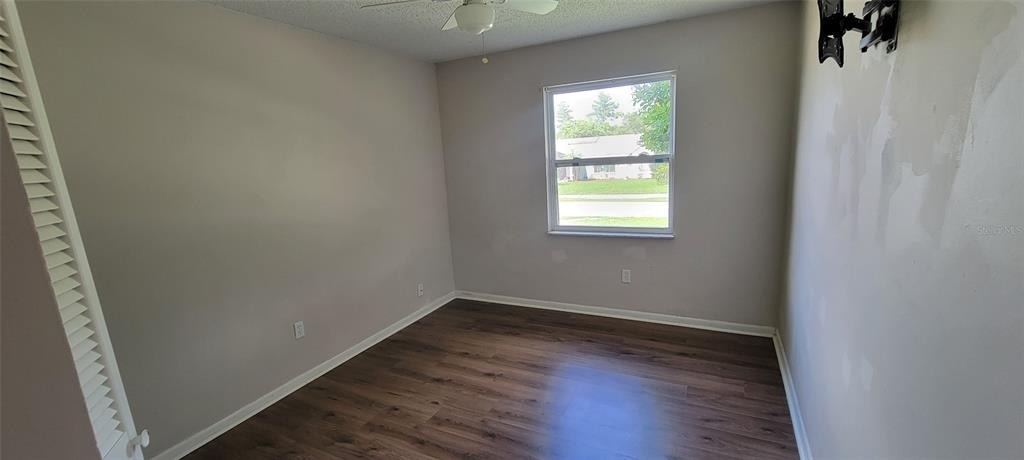 1425 Ne Old Mill Drive - Photo 11