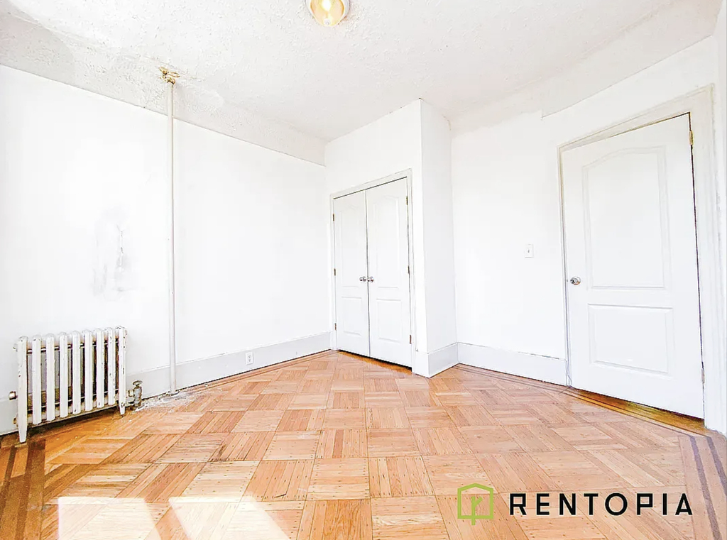 225 South 4th Street - Photo 4