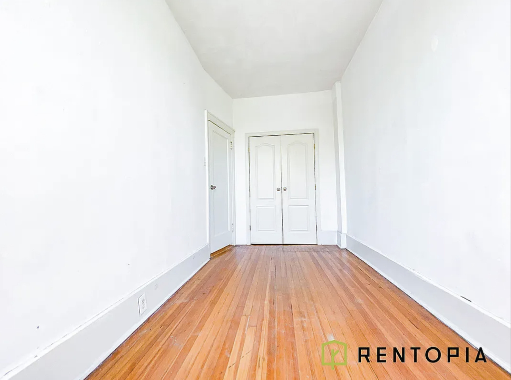 225 South 4th Street - Photo 6