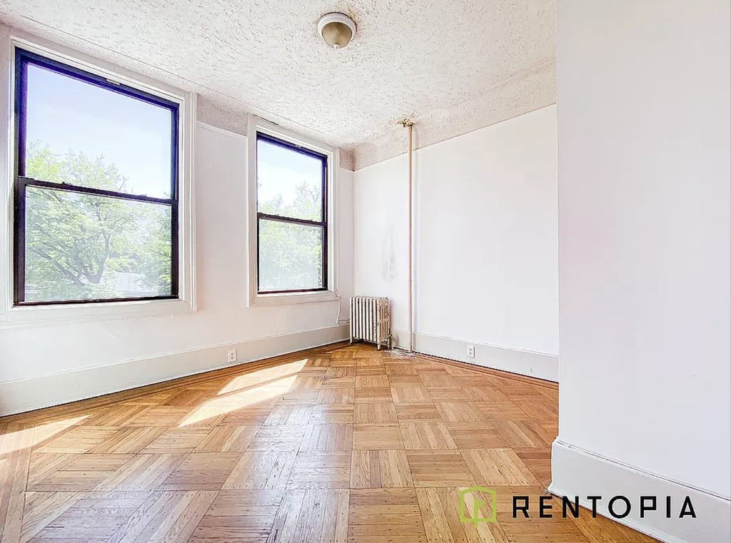 225 South 4th Street - Photo 1
