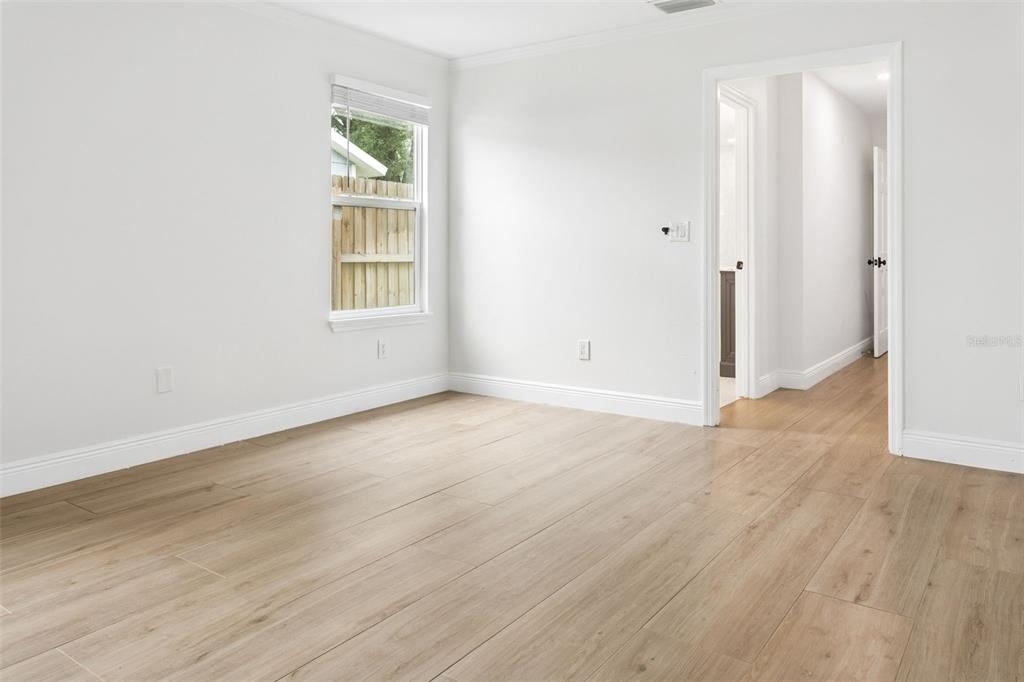 1046 Sylvia Lane - Photo 14