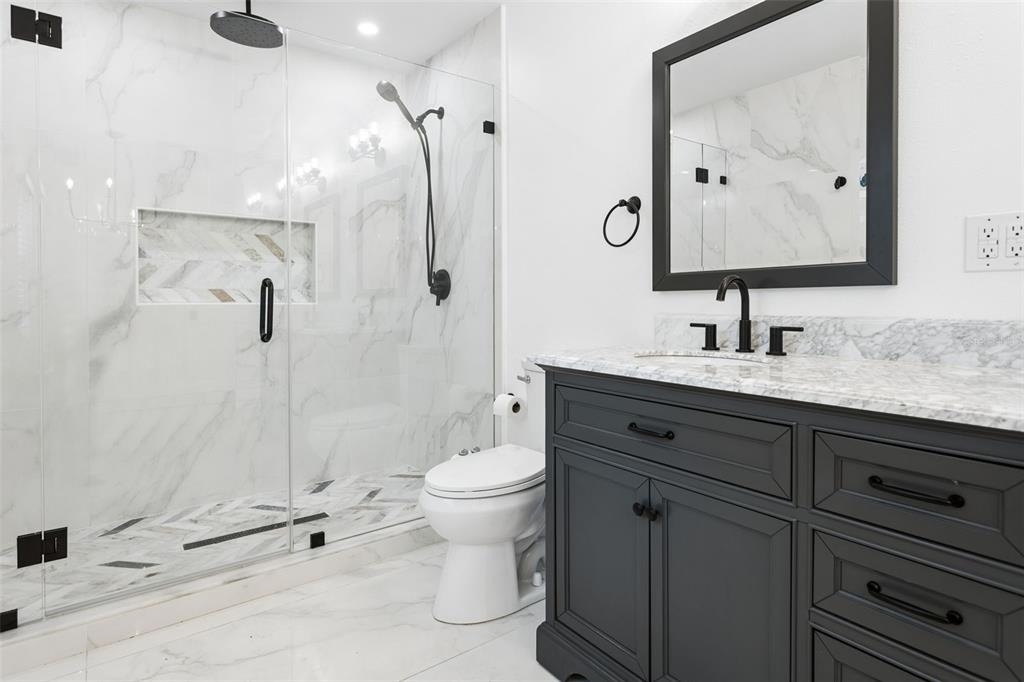 1046 Sylvia Lane - Photo 17