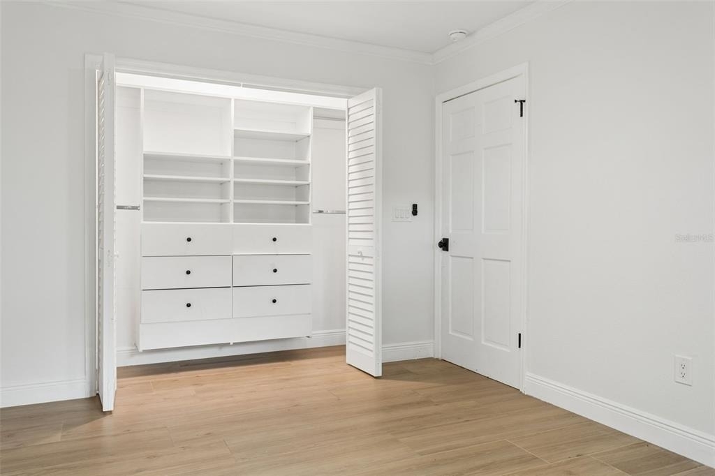 1046 Sylvia Lane - Photo 15