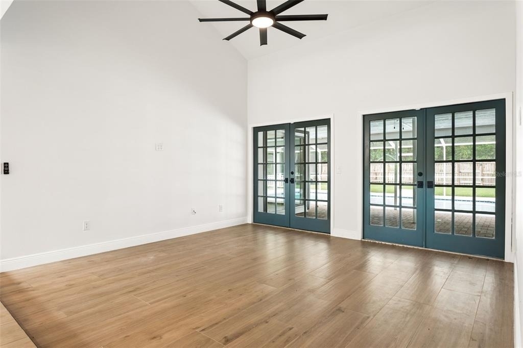 1046 Sylvia Lane - Photo 8