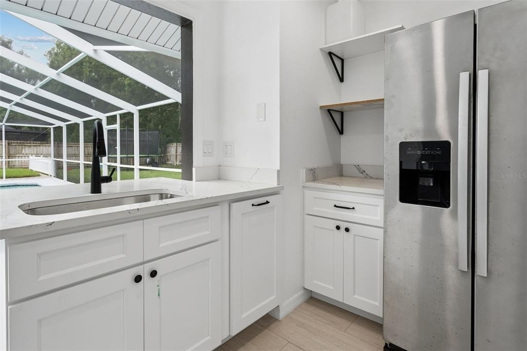 1046 Sylvia Lane - Photo 20