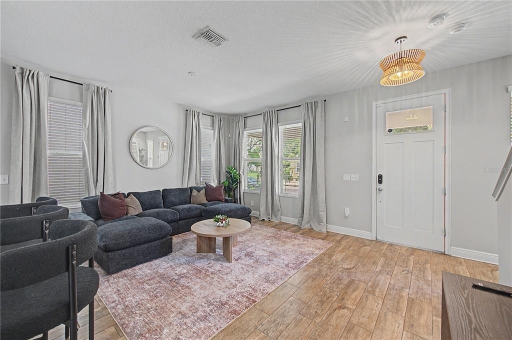 2126 W Spruce Street - Photo 6