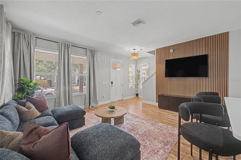 2126 W Spruce Street - Photo 7