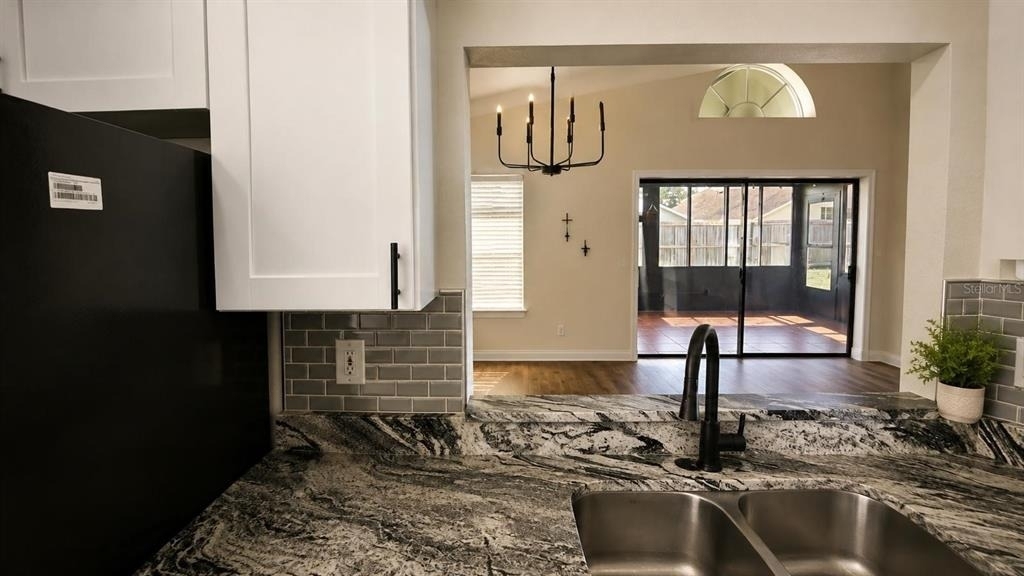 1712 Erin Brooke Drive - Photo 8