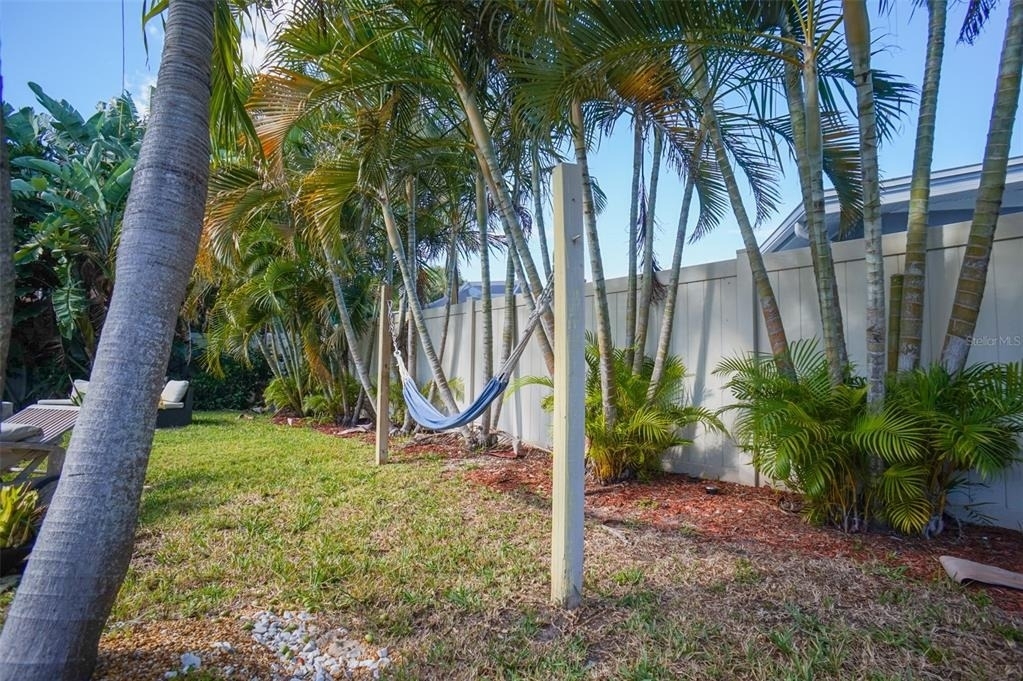 328 Carl Avenue - Photo 19