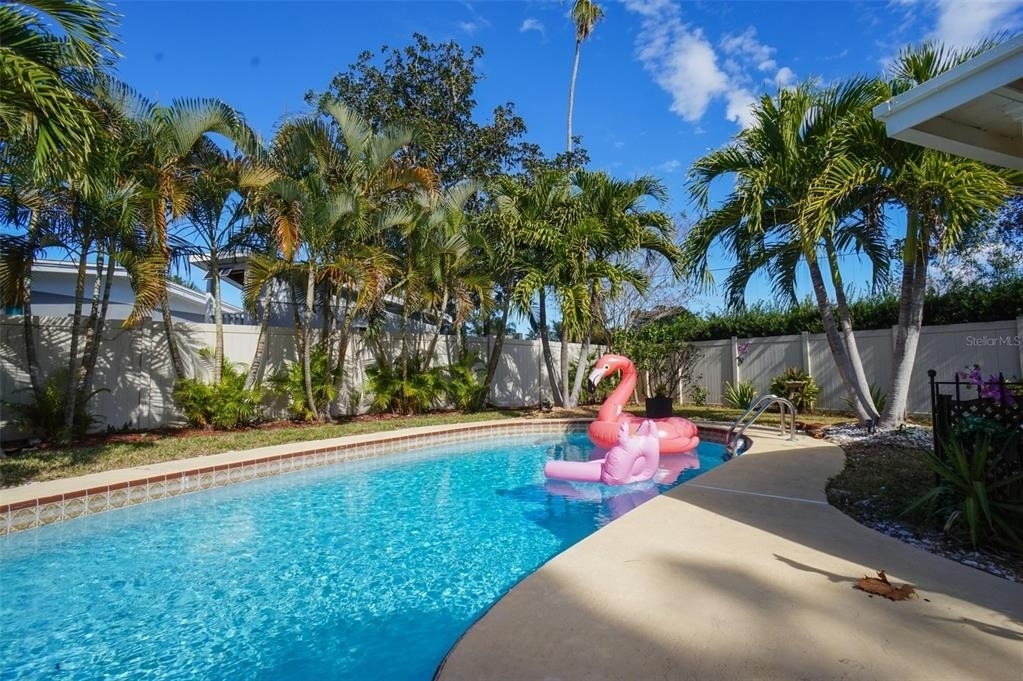 328 Carl Avenue - Photo 17