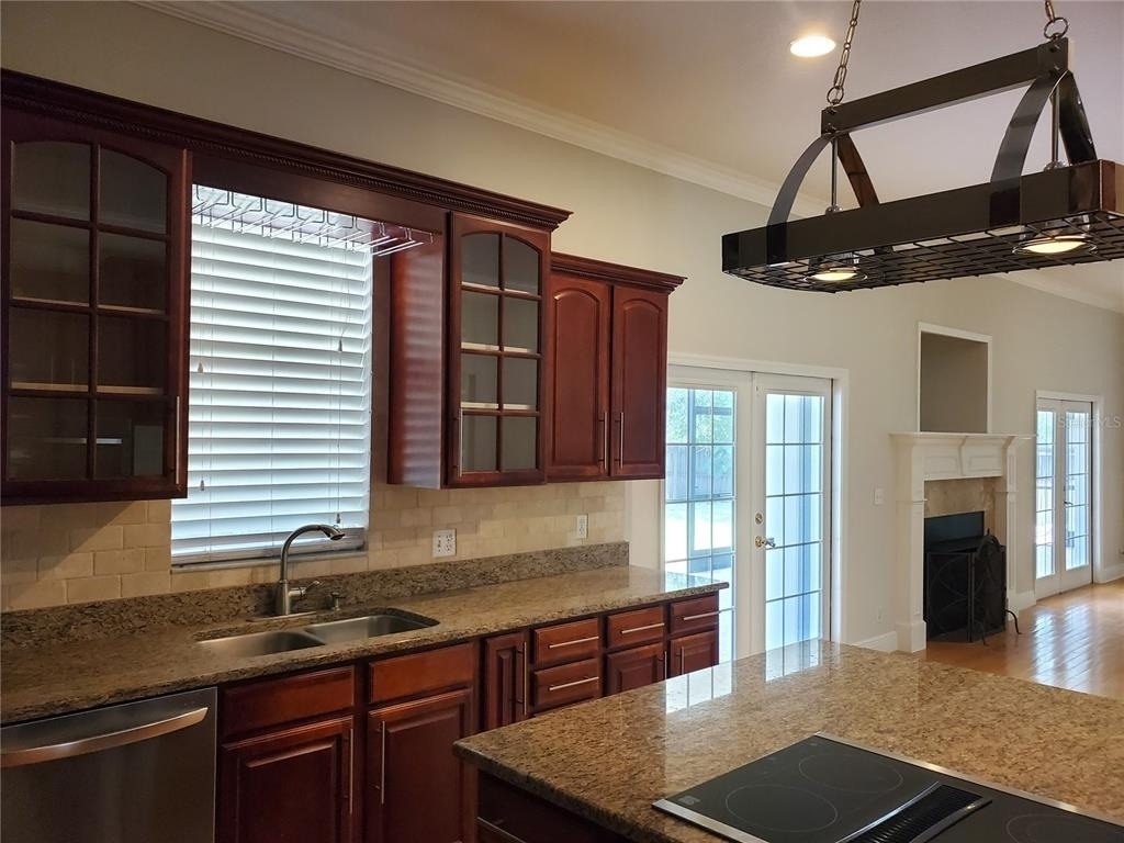 2121 Fairfield Avenue - Photo 12