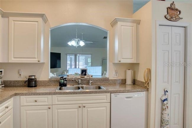 3455 Village Green - Photo 7