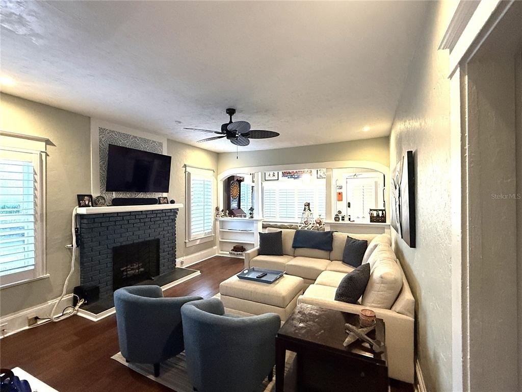1510 Sanford Ave - Photo 9