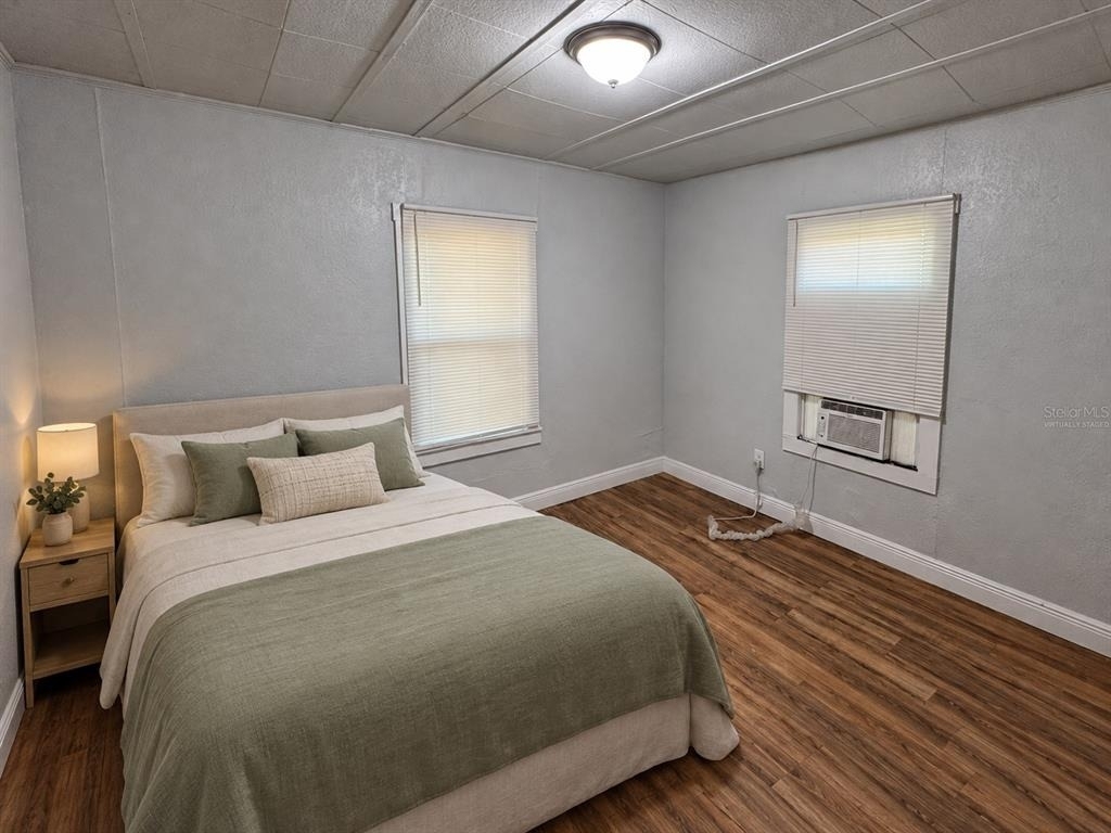 602 4th Avenue Nw - Photo 2