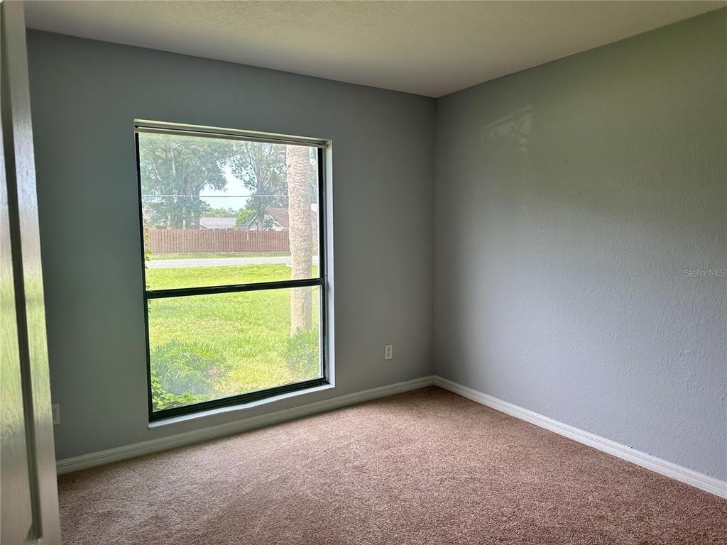 5020 Ne 7th Street - Photo 3