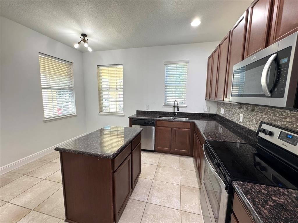 12784 Garridan Avenue - Photo 6
