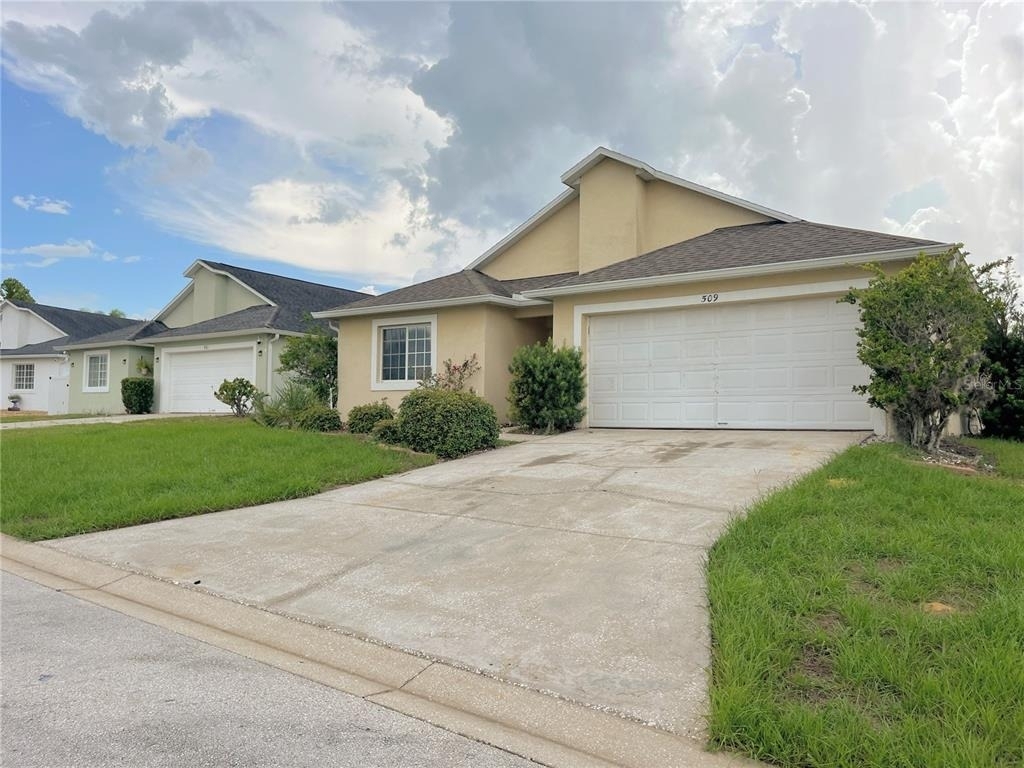509 Hillcrest Drive - Photo 1