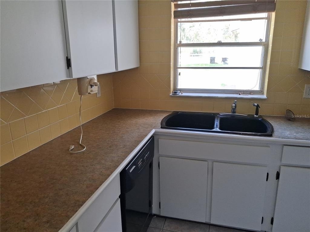 209 Bayshore Drive - Photo 8