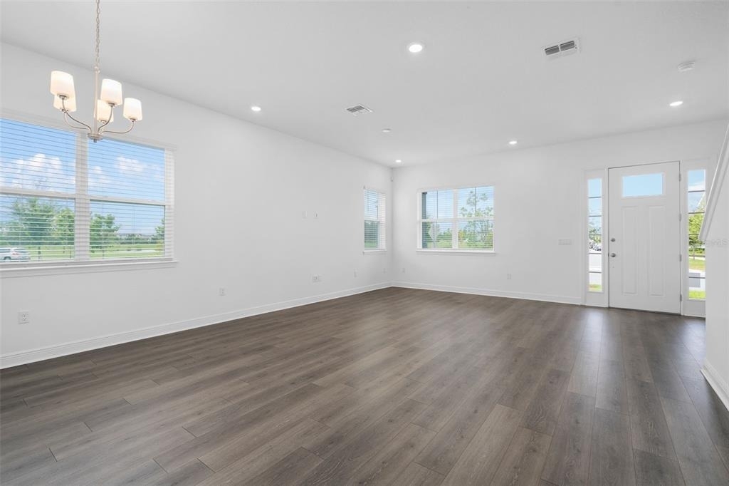 6573 Quest Street - Photo 8