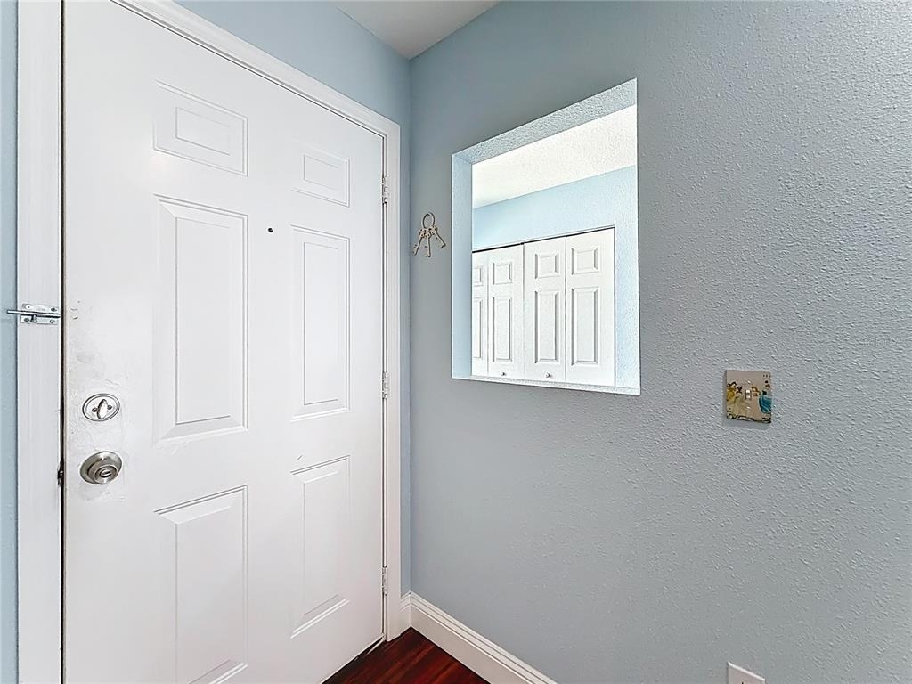 2260 Grenwich Avenue - Photo 2