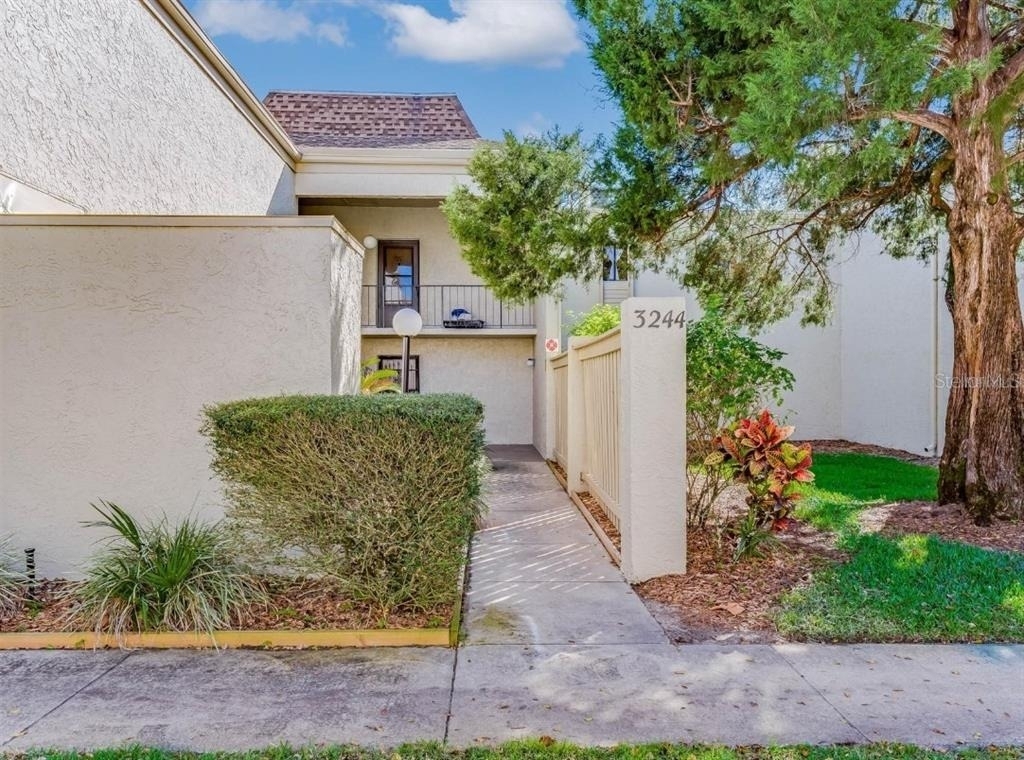 3244 S Semoran Boulevard - Photo 0
