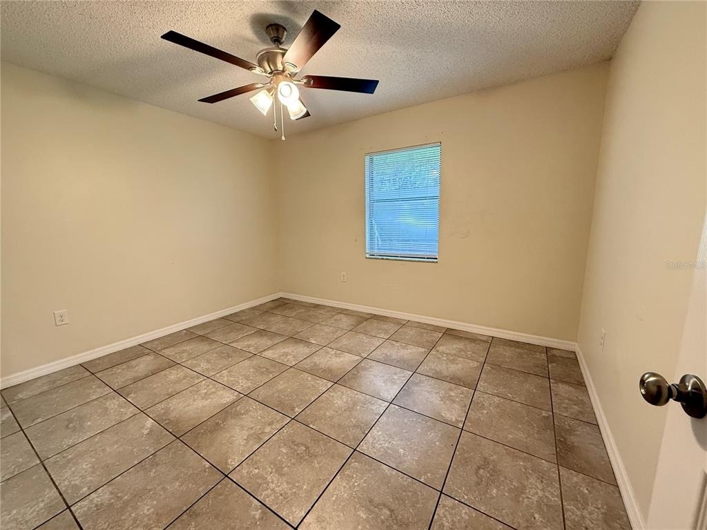 3136 Julia Court - Photo 13