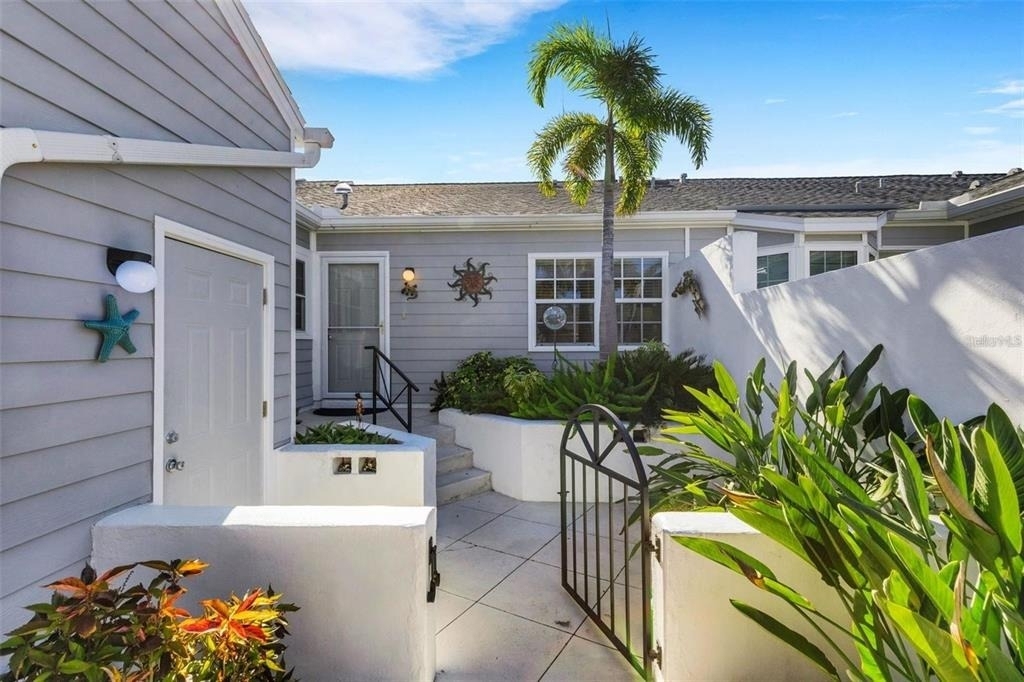 1233 Spoonbill Landings Circle - Photo 0