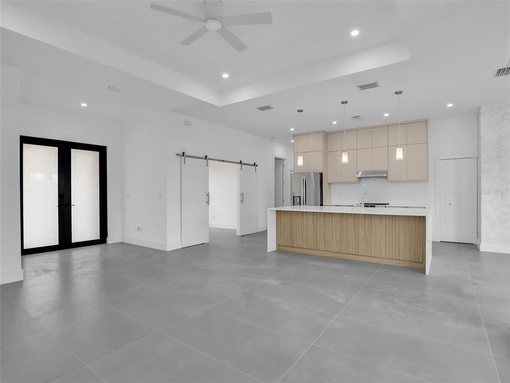 11042 Carnegie Avenue - Photo 4