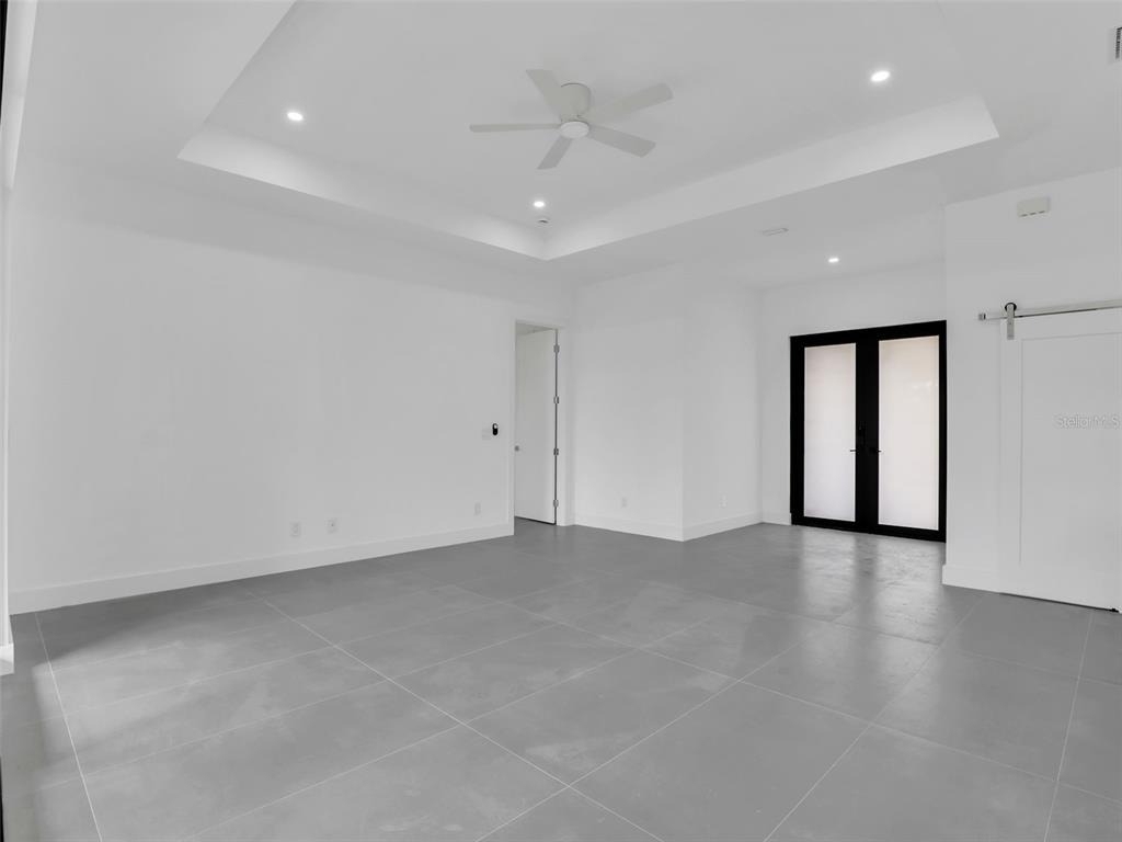 11042 Carnegie Avenue - Photo 6