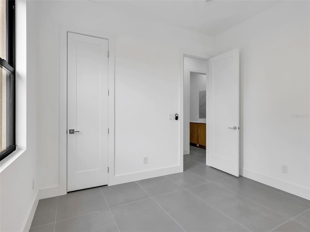 11225 Carnegie Avenue - Photo 22