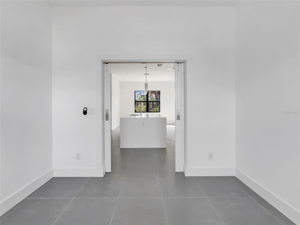 11225 Carnegie Avenue - Photo 24