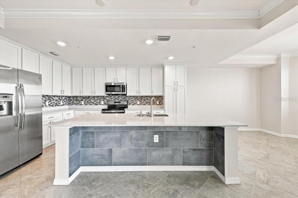 920 Tidewater Shores Loop - Photo 7