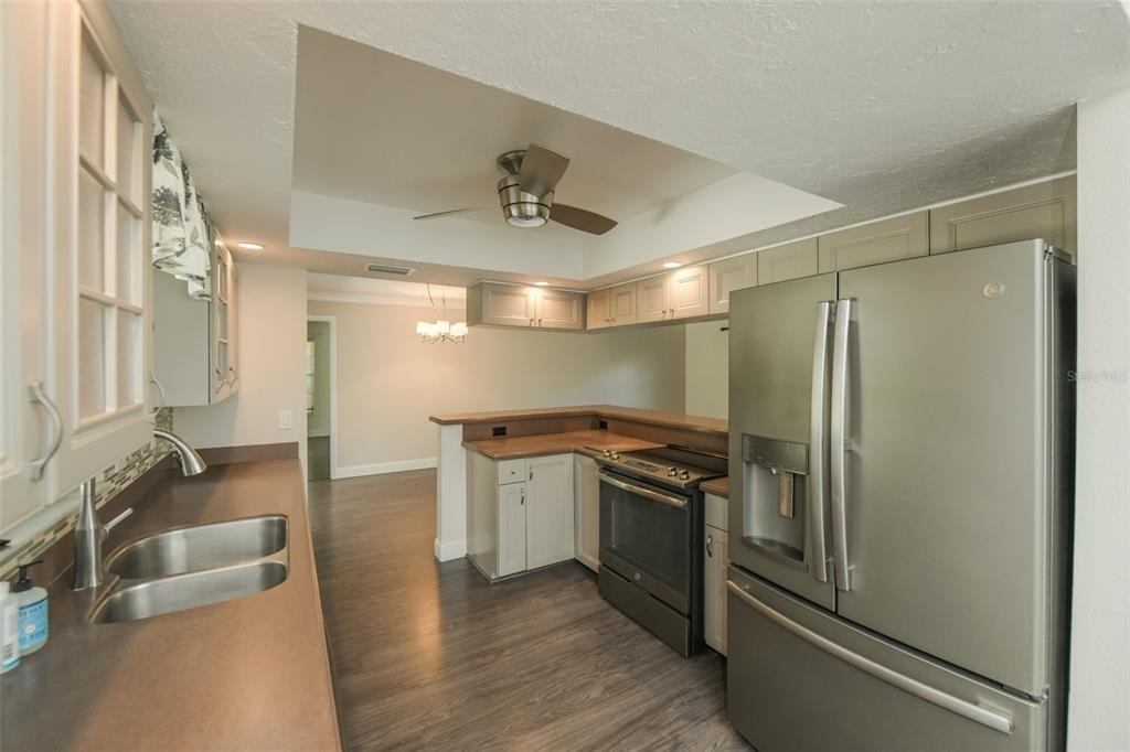 1625 Bay Hill Circle - Photo 14