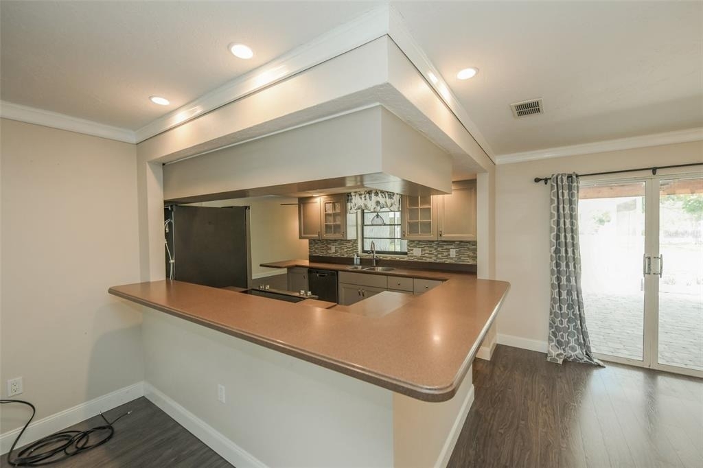 1625 Bay Hill Circle - Photo 11