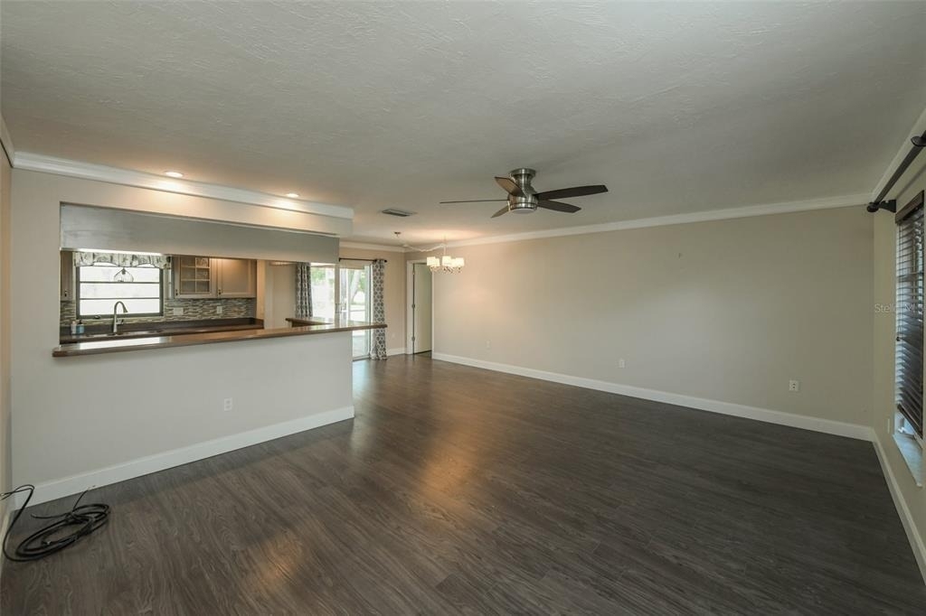 1625 Bay Hill Circle - Photo 10