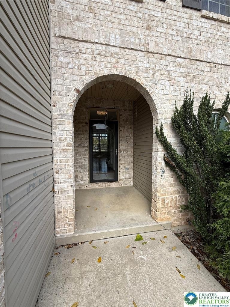 4528 Bellflower Way - Photo 1