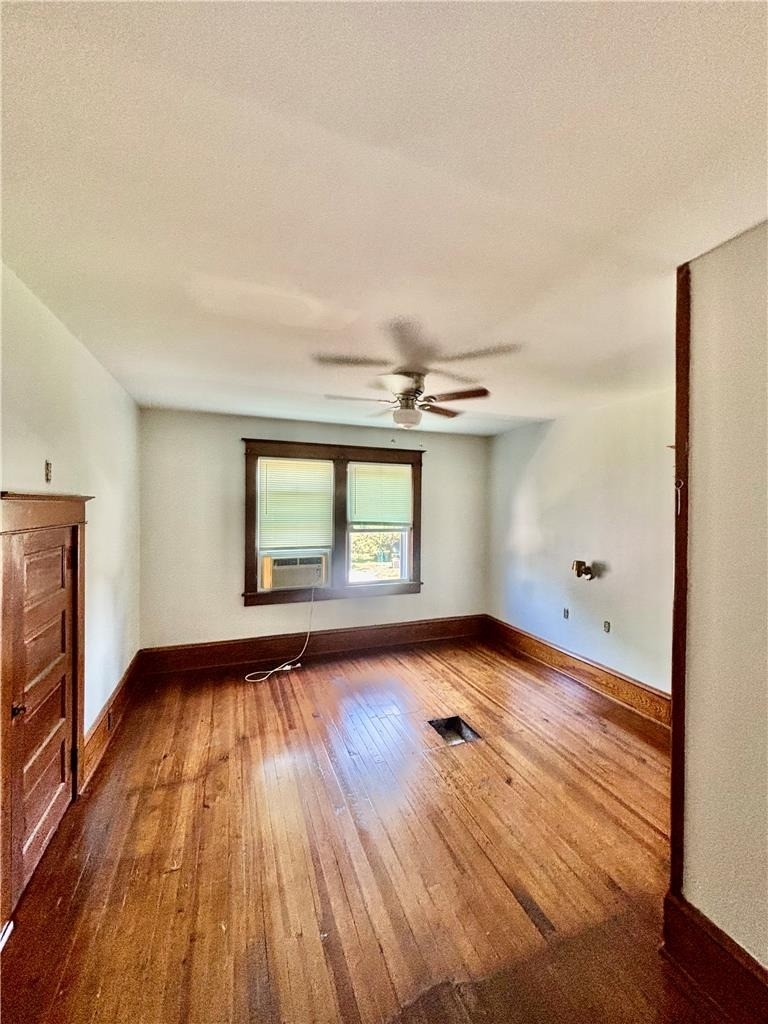2862 Christian Springs Road - Photo 12