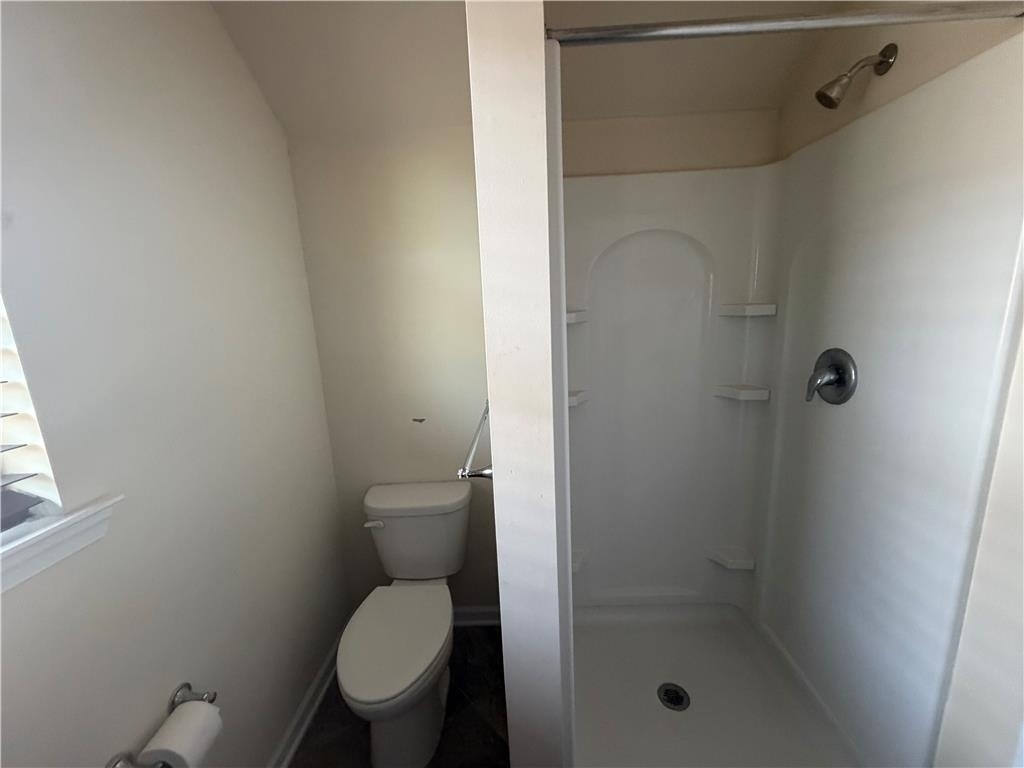 653 Linden Street - Photo 10