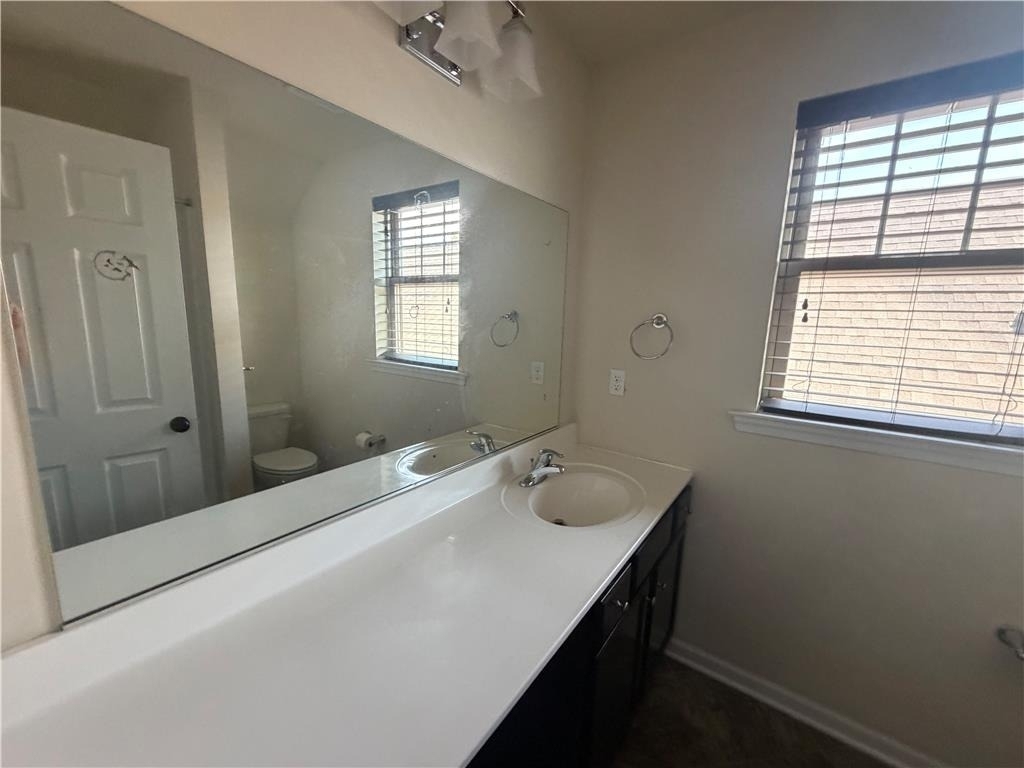 653 Linden Street - Photo 9