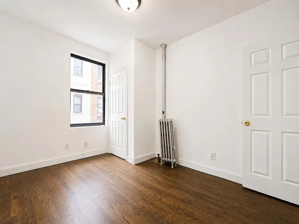 3620 Broadway - Photo 2