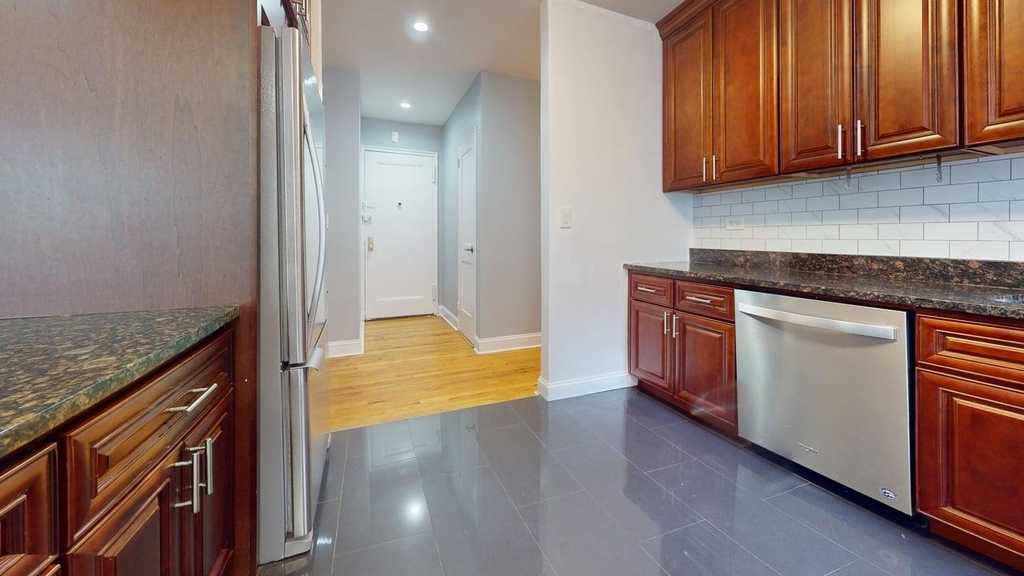 105-20 66th Avenue - Photo 15