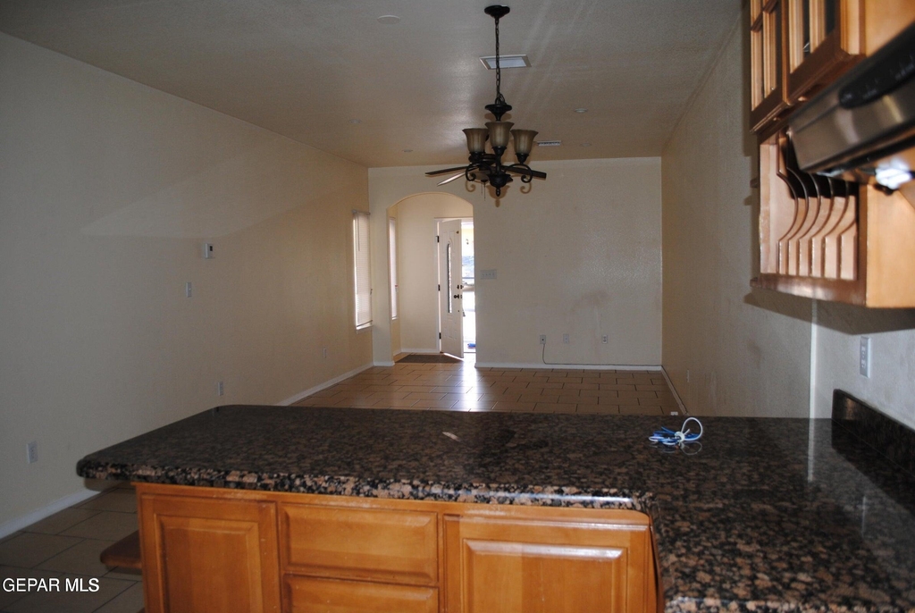 5817 Lawndale Drive - Photo 4