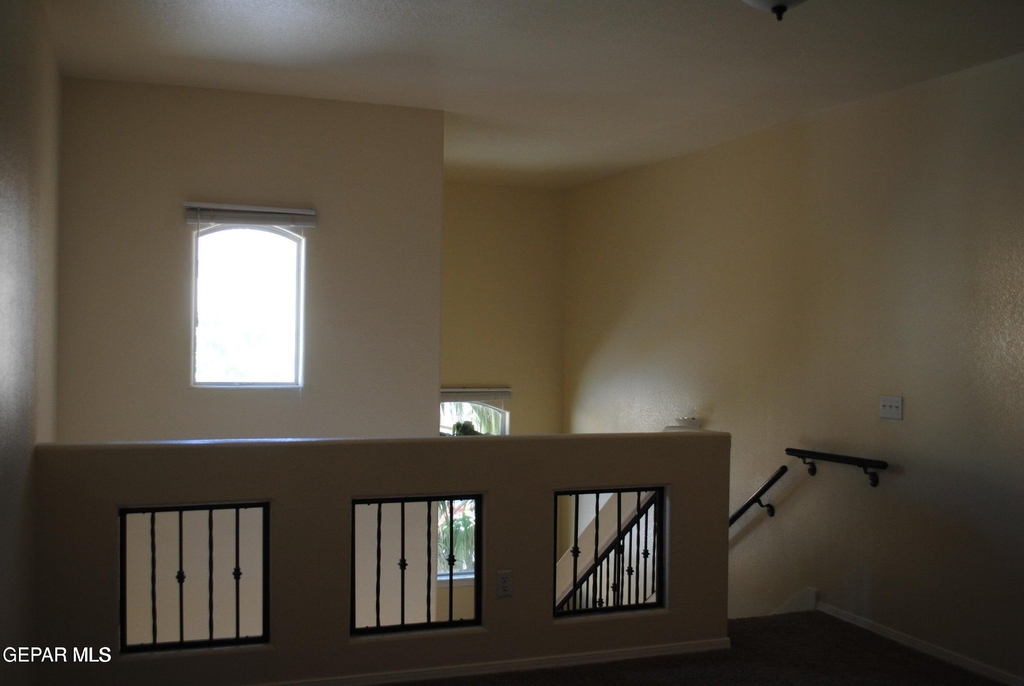 5817 Lawndale Drive - Photo 8