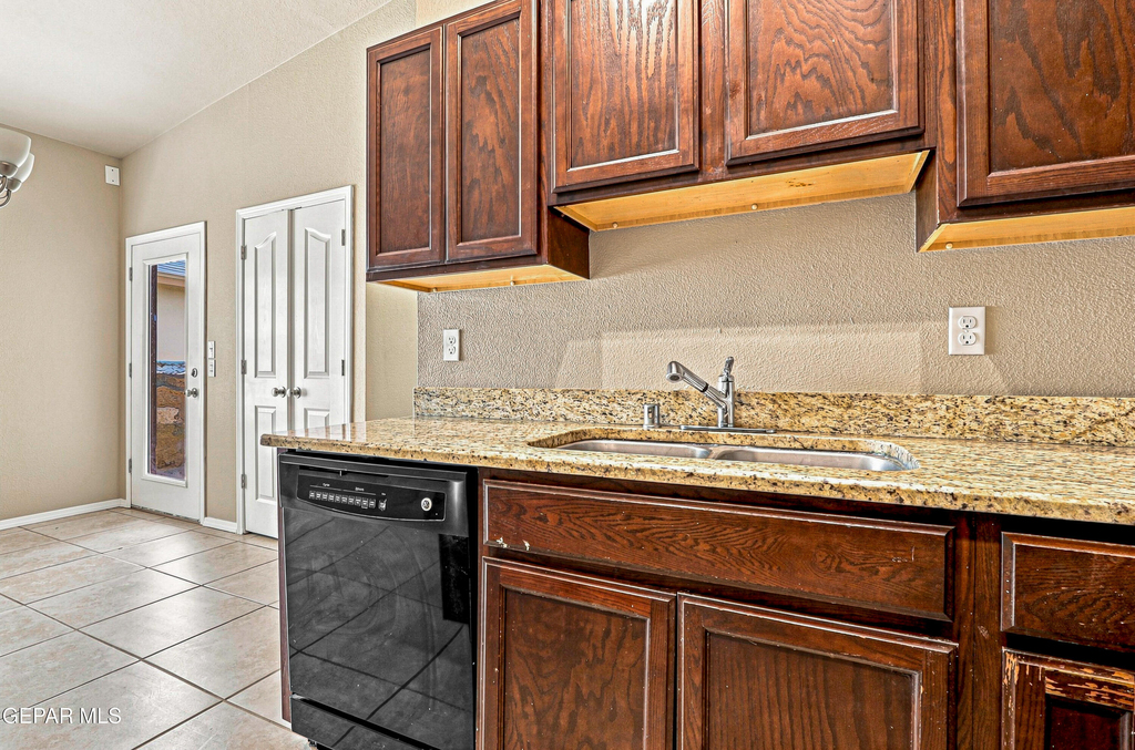 7008 Faxon Drive - Photo 20