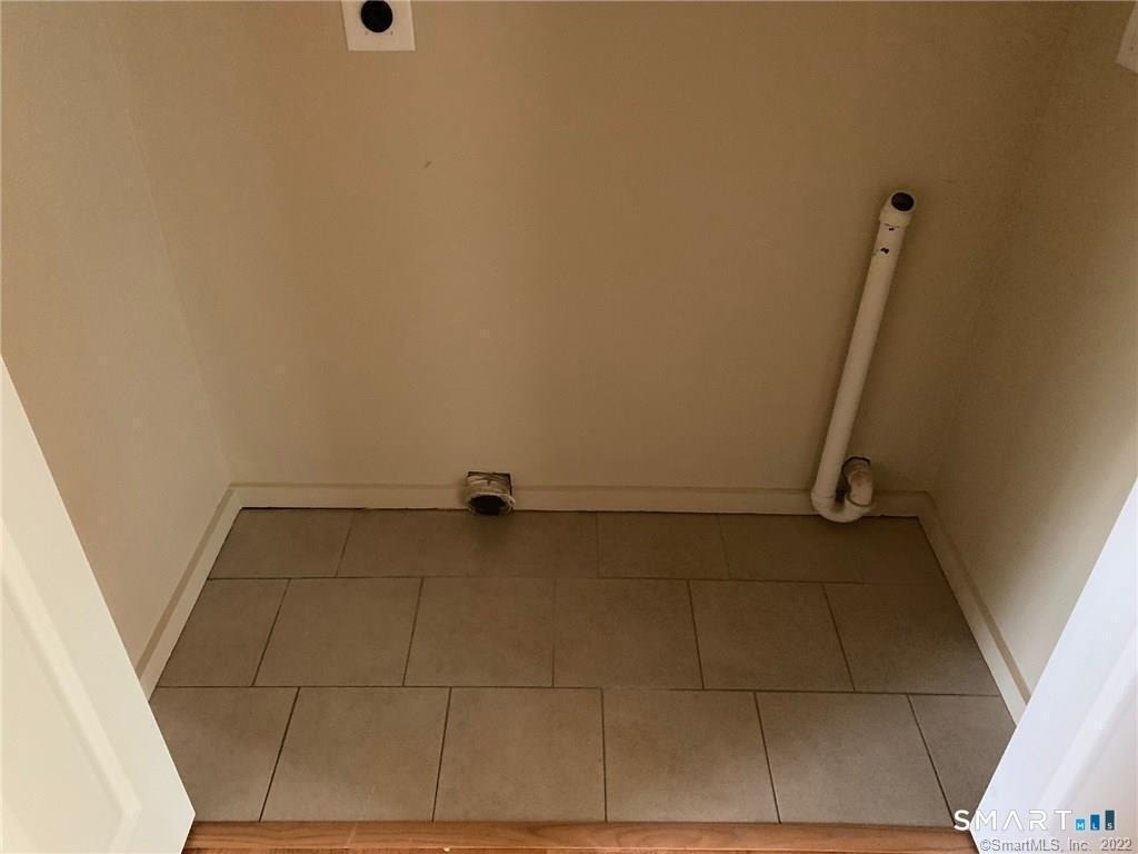 900 South Main Street - Photo 10