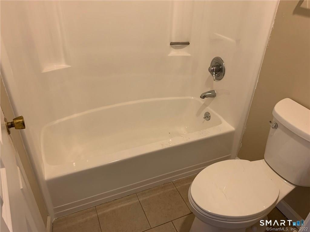 900 South Main Street - Photo 8