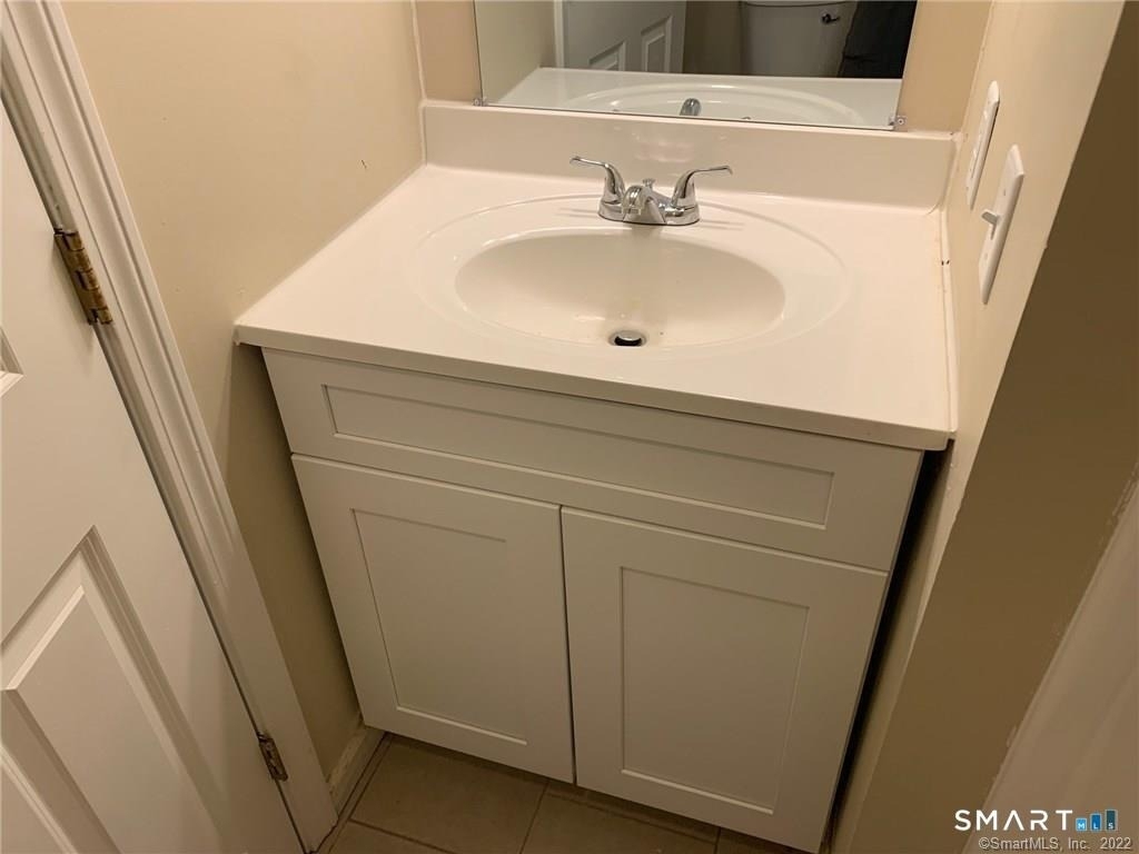 900 South Main Street - Photo 7