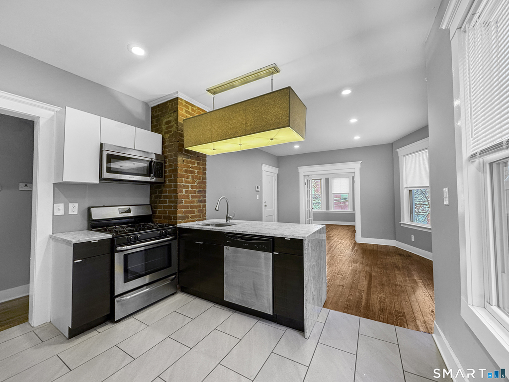 248 Nicoll Street - Photo 0