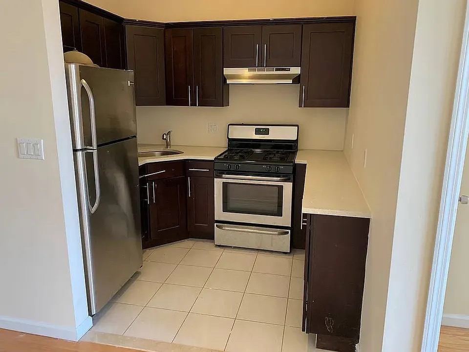72 Buffalo Avenue - Photo 9