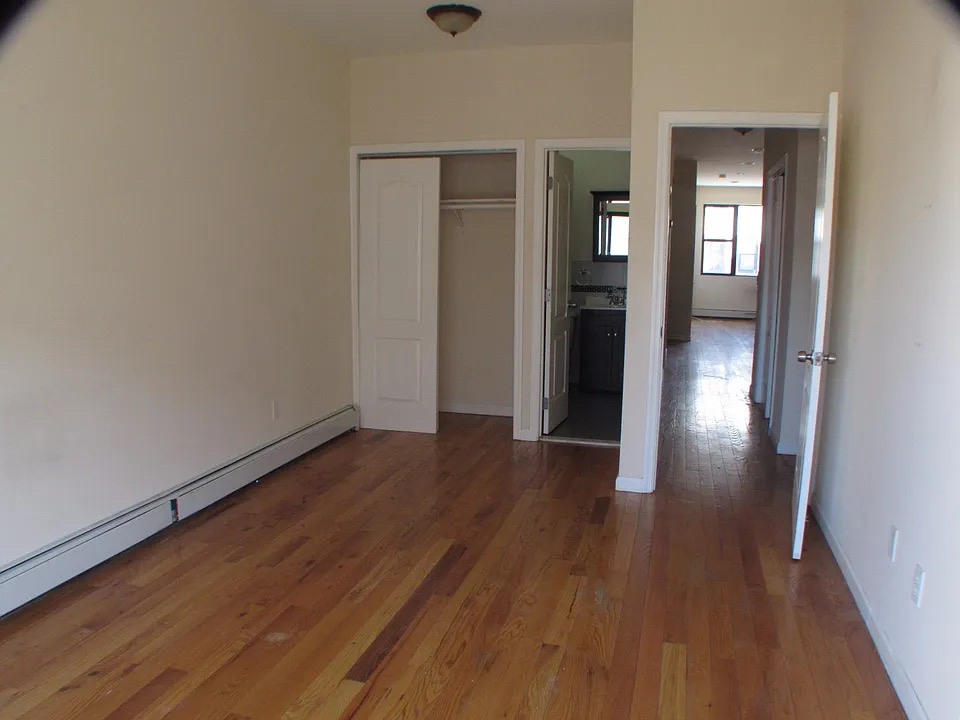 72 Buffalo Avenue - Photo 2